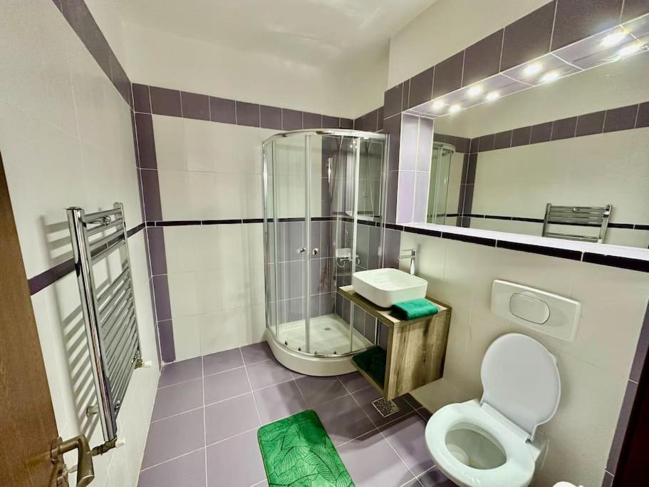 Apartament Novara 21 ไกรโอวา ภายนอก รูปภาพ
